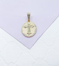 Load image into Gallery viewer, 18k Gold Filled Oval Shaped Medallion Pendant With Engraved Cross In Center
