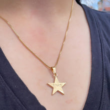 Load image into Gallery viewer, 18k Gold Filled Solid Star With Dream Quote Center
