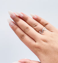 Load image into Gallery viewer, 925 Sterling Silver Plain Beach Wave Ring

