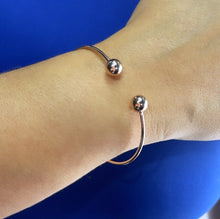 Load image into Gallery viewer, 18k Gold Filled Plain Cuff Bracelet With Balls as Ends
