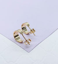 Load image into Gallery viewer, 18k Gold Filled Smooth C-Shaped Dainty Plain Hoop Earrings
