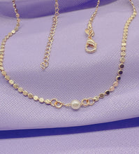Load image into Gallery viewer, 18k Gold Filled Flat Beaded Necklace With Pearl Ball In Center
