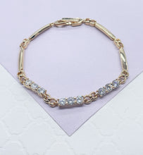 Load image into Gallery viewer, 18k Gold Filled Smooth Delicate Bracelet with Interlocked groups of 3 CZ Stones
