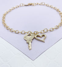 Load image into Gallery viewer, 18k Gold Filled Dainty Curb Link Anklet With Heart and Key
