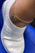 Load image into Gallery viewer, 18k Gold Filled Dainty Curb Link Anklet With Heart and Key
