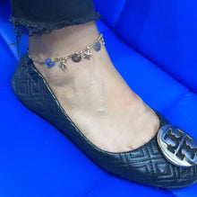 Load image into Gallery viewer, 18k Gold Filled Figaro Link Anklet With Star Fish Charms
