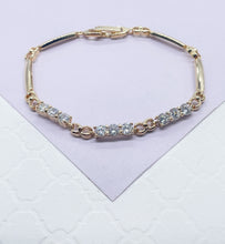 Load image into Gallery viewer, 18k Gold Filled Smooth Delicate Bracelet with Interlocked groups of 3 CZ Stones
