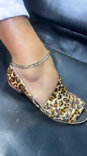 Load image into Gallery viewer, 18k Gold Filled Flat Rectangle Linked Chain &amp; Bracelet
