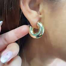 Load image into Gallery viewer, 18k Gold Filled Chunky Bubble Smooth 8mm Open Hoop Earring
