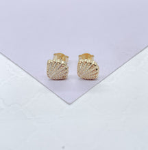 Load image into Gallery viewer, 18k Gold Filled Set of 3 Sea Shell Textured Stud Earrings, Beach Jewlery, Dainty Studs, Conch Jewlery, Sea Shell Jewlery
