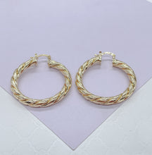 Load image into Gallery viewer, 18k Gold Filled Twisted and Textured Croissant Hoop
