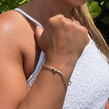 Load image into Gallery viewer, 18k Gold Filled Minimalist Single Knot Bangle, Cuff Bracelet
