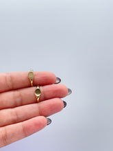 Load image into Gallery viewer, 18k Gold Filled Plain Dainty Minimalist Dainty Signet plaque Statement Ring
