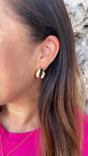 Load image into Gallery viewer, 18k Gold Filled Smooth Irregular Stone Shaped Stud Statment Earring, Studs Earring, Unique Earrings
