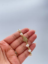 Load image into Gallery viewer, 18k Gold Filled 6mm Elastic Beaded with Pearl Beads and Heart
