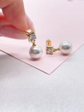 Load image into Gallery viewer, 18k Gold Filled Circle Cut CZ Stone Earring With Large Hanging Pearl
