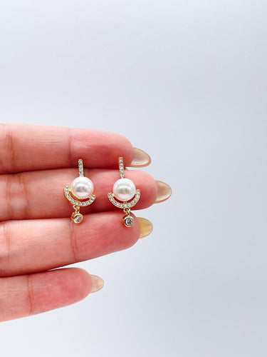 18k Gold Filled Pendulum Drop Earring featuring a Small Smooth Pearl