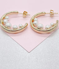 Load image into Gallery viewer, 18k Gold filled Smooth Hoop Earrings With Inner Pearls Attached
