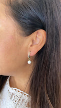 Load image into Gallery viewer, 18k Gold Filled Dangling Drop Earring With Smooth Pearl on the bottom
