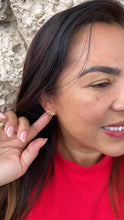 Load image into Gallery viewer, 18k Gold Filled Gold Row Earrings With Patterned Lines
