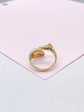 Load image into Gallery viewer, Adjustable 18k Gold Filled Smooth Plain Fish Ring
