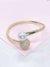 Load image into Gallery viewer, 18k Gold Filled Smooth Bangle Dual Ended With Pearl and CZ
