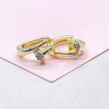 Load image into Gallery viewer, 18k Gold Filled Small Screws Flat Square Hoop EarringsWholesale Jewelry Supplies
