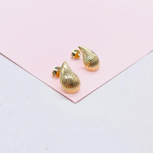 Load image into Gallery viewer, 18k Gold Filled Hollowed Tear-Drop Earring With Textured Patterns
