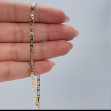 Load image into Gallery viewer, 18k Gold Filled 3mm Mariner Link Anklet featuring Starburst Design
