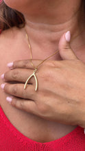 Load image into Gallery viewer, 18k Gold Filled Box Chain Necklace With Minimalistic Luck Bone Pendant Design, Wishbone

