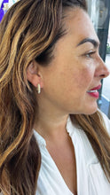Load image into Gallery viewer, 18k Gold Filled Pearl Beaded Oval Hoop Earrings
