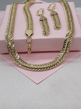 Load image into Gallery viewer, 14k Gold Filled 9.5mm Arrow Style Herringbone Set
