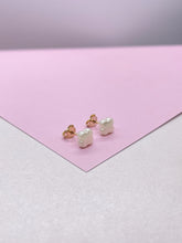 Load image into Gallery viewer, 18k Gold Filled Tiny Flower Stud Pearl Earrings
