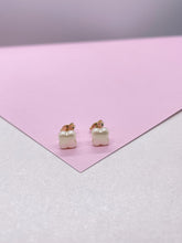 Load image into Gallery viewer, 18k Gold Filled Tiny Flower Stud Pearl Earrings
