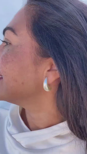 Synthetic Banana Shaped Hoop Earring, Pearl Hoops, Faux Pearl Jewelry