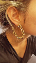Load and play video in Gallery viewer, 18k Gold Filled Link Chain Hoop Earrings, C-Hoops Large Cable Chain Link Style
