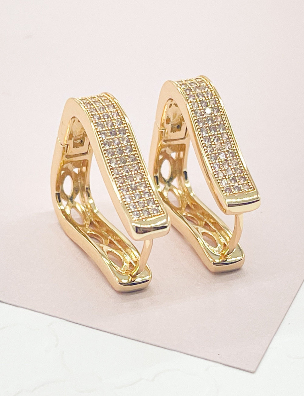 Luxury Jewelry, Sophisticate 18k Gold Filled Clicker Hoop Earrings Available in Rose Gold, Sivler And Gold
