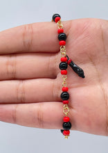 Load image into Gallery viewer, 18k Gold Filled Protection &quot;Figa&quot; Hand Bracelet, Mano Fico, Black and Red Beads Connected

