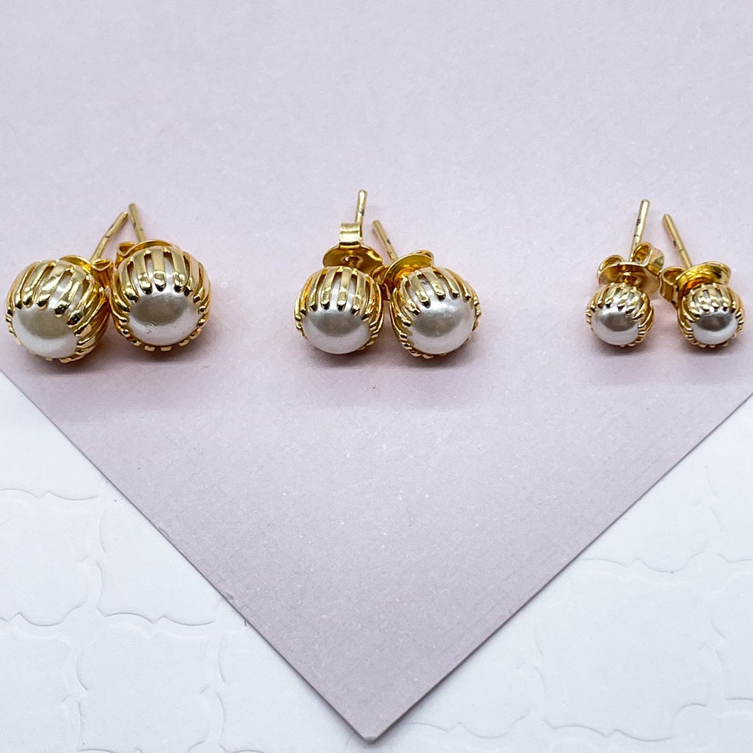 Gorgeous Delicate 18k Gold Filled Crowned Pearl Stud Earrings