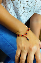 Load image into Gallery viewer, 18k Gold Filled Protection &quot;Figa&quot; Hand Bracelet, Mano Fico, Black and Red Beads Connected
