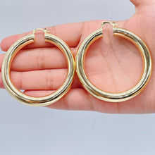 Load image into Gallery viewer, Inspired Selena Large 18k Gold Filled 5mm Plain Hoop Earrings And Silver Filled Plain Hoop Earrings And Jewelry Making Supplies
