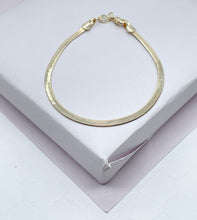 Load image into Gallery viewer, 18k Gold Filled Simple Thin 3mm Herringbone Chain

