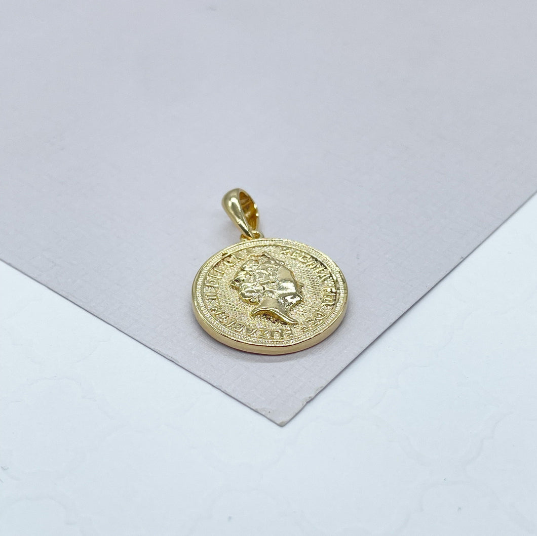 18k Gold-Filled Pendant Featuring Queen Elizabeth of United Kingdom