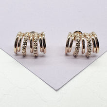 Load image into Gallery viewer, 18k Gold Filled Gold Row Earrings With Patterned Lines
