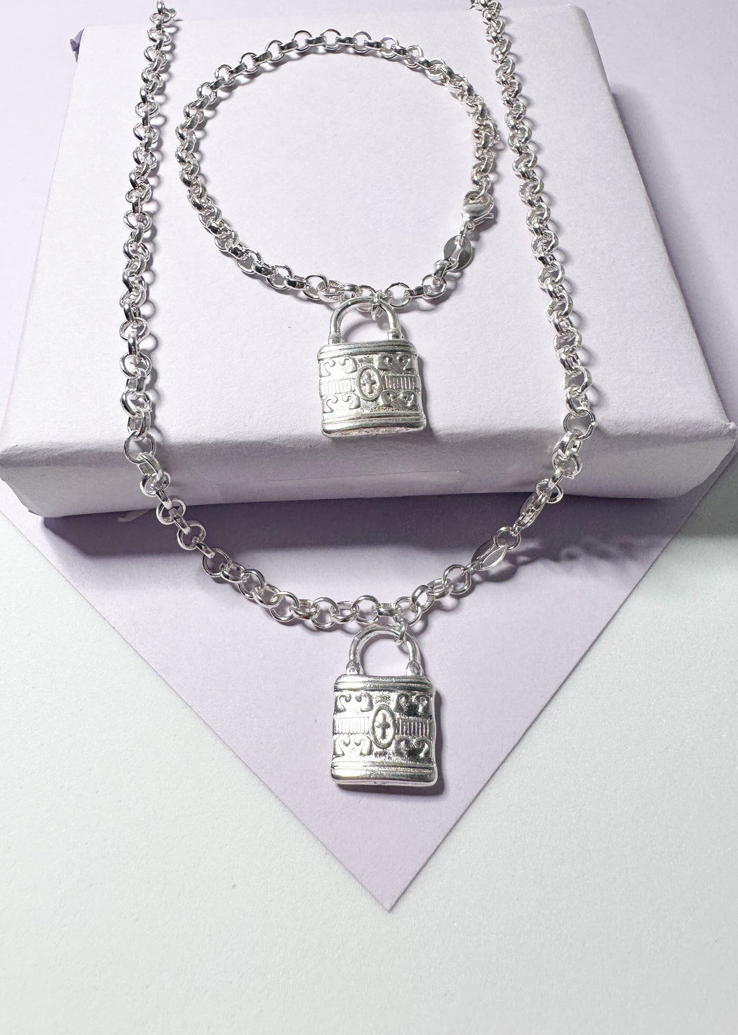 Silver Filled Rolo Link Set With Lock Pendant