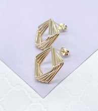 Load image into Gallery viewer, 18k Gold Filled Smooth &amp; Small Geometric Square Spiral Pushback Earring
