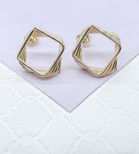 Load image into Gallery viewer, 18k Gold Filled Smooth &amp; Small Geometric Square Spiral Pushback Earring
