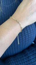 Load image into Gallery viewer, 18k Gold Filled Dainty Smooth Paperclip Bracelet Availbe in 3 Sizes
