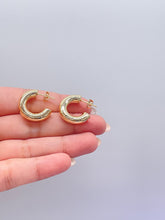 Load image into Gallery viewer, 18k Gold Filled 6.5mm Thick Plain Smooth Open Ended Hoop Earrings
