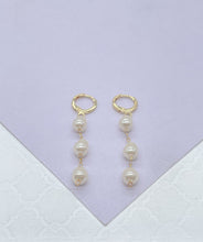Load image into Gallery viewer, 18k Gold Filled Dainty Hoops With 3 Small Faux Pearl Charms, Pearl Jewlery, Pearl Earrings, Dainty Earrings
